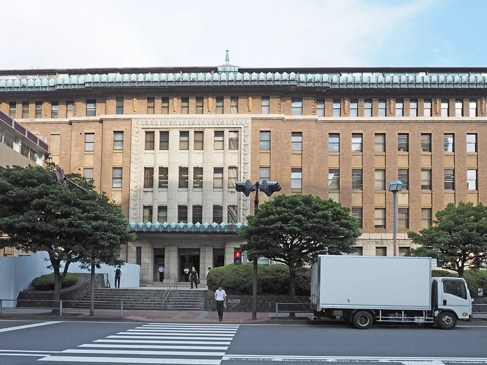 神奈川県庁舎（キングの塔）
